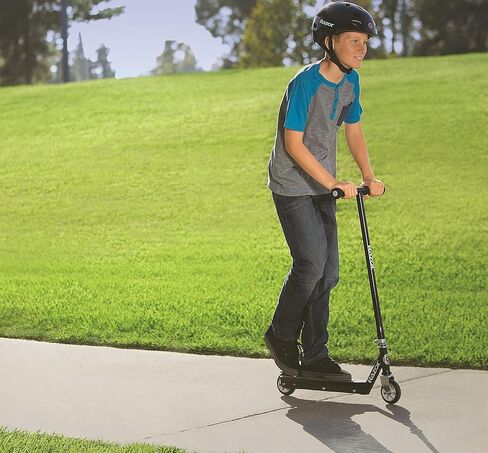 سكوتر Razor Tekno Kick - سطح إضاءة LED أزرق متوهج، إطار فولاذي خفيف الوزن، للأطفال من سن 6 سنوات فما فوق in Kuwait