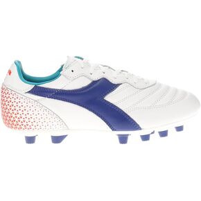 Diadora Brasil GR LT+ MDPU - حذاء كرة قدم مصنوع من الجلد الفاخر المقاوم للماء مع نعل أرضي ثابت وصورة ظلية كلاسيكية in Kuwait