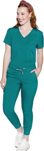 طقم تنظيف نسائي من Med Couture مع توب مقشر برقبة على شكل حرف V MC7448 وبنطلون قابل للتمدد في اتجاهين 7710، أرجواني - توب M/بنطال M in Saudi Arabia