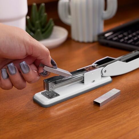 Stapler Swingline Cub Compact Metal Stapler ، Arctic White (S701067) in Kuwait