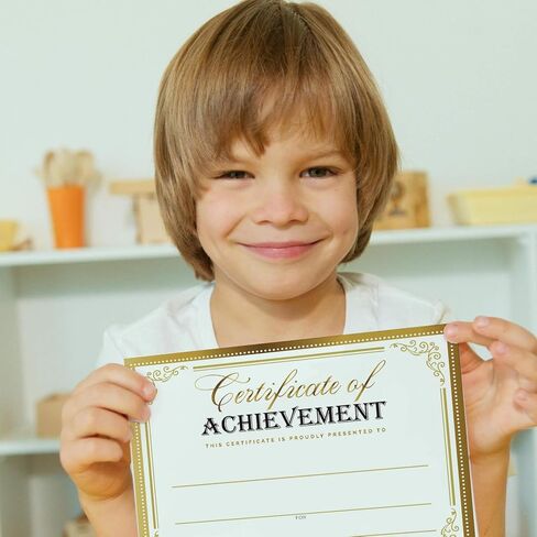 25 جوائز شهادة الذهب للإنجاز لأعمال الجائزة والتعليم ، شهادات حفل التخرج المدرسي ، شهادات ما قبل المدرسة لرياض الأطفال. in Kuwait