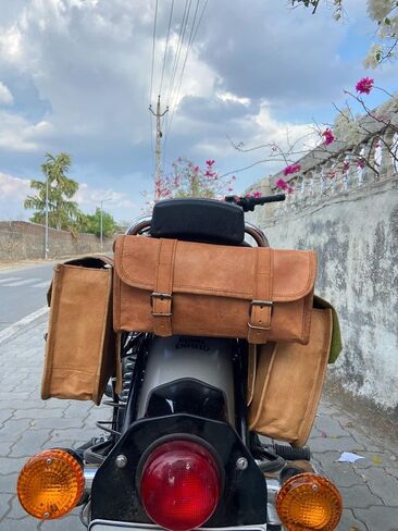 Saddle Bag Real Vintage Leather 2 Side Bag & 1 Tool Pouch || Motorcycle Swing Arm Panniers (Black) in Saudi Arabia