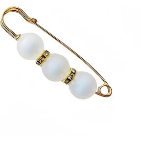 3 Per Pack Brooch Pins Dress Decoration and Waist Tightener Safety Pins, Perfect for Tight Waistbands, Diverse Styles of Alloy and Imitation Pearl Brooches,Exquisite Pearl Brooch in Kuwait