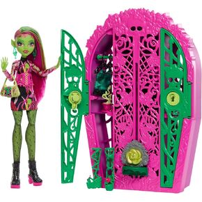 Monster High Skulltimate Secrets Doll & Accessories Set, Garden Mysteries Venus McFlytrap with Reveal Closet & 19+ Tea Party Surprises Like Clothes