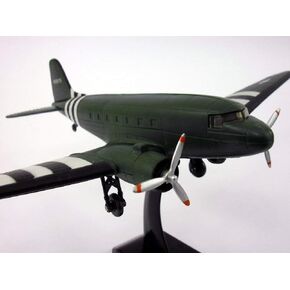 DC-3 / C-47 Skytrain Plastic Model Kit