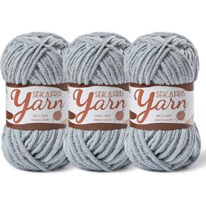 Fluffy Velvet Yarn for Crocheting，Baby Blanket Yarn for Crocheting Soft，50g(65.6yds) Amigurumi Yarn，Plush Chenille Crochet Yarn ，Puzzle Yarn for Crochet Craft (Black)