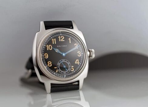 Vintage Mens Dress Watches, 1926s Cushion Leather Watch for Men with 316L Stainless Steel Case in Saudi Arabia