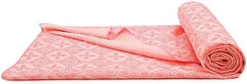 Yoga Towel, Hot Yoga Mat Towel - Sweat Absorbing Non-Slip for Hot Yoga, Pilates and Workout with Upgraded Clover-Shaped Grip Dots (72 * 24 inches, Pink) in Saudi Arabia