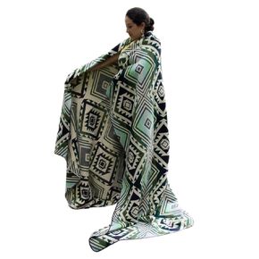 Tommy Lion - Alpaca Wool Blanket 80"x90", Hypoallergenic, Soft, Lightweight, Handwoven, Queen Size. Green Color