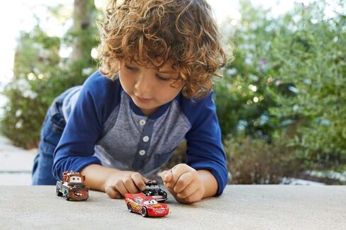 Mattel Disney و Pixar Cars Toys ، الرادياتير Springs 3 عبوات من سيارات وشاحنات لعبة الصب مع Lightning McQueen ، Mater & Sheriff in Saudi Arabia