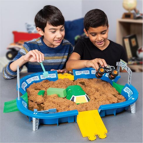 Monster Jam, Monster Dirt Arena 24-inch Playset with 2lbs of Monster Dirt and Exclusive 1:64 Scale Die-Cast Monster Jam Truck in Kuwait