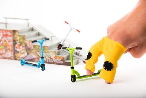 Grip & Tricks - Finger Scooter - Skate - Pack1 - Dimensions: 22 X 13,5 X 2 cm in Saudi Arabia