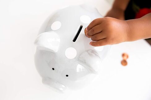 Pearhead Large Ceramic Piggy Bank, Ideal for Boys and Girls, Kids Money and Coin Bank, Perfect Baby Girl Nursery Décor, Gift and Newborn Keepsake, Pink Polka Dots in Kuwait