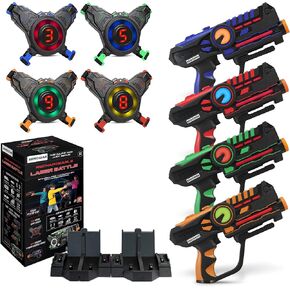 Armogear Laser Tag Puns - مجموعة من 4 ألعاب أطفال قابلة لإعادة الشحن مع سترات - علامات ليزر متعددة اللاعبين داخلية وخارجية للأطفال والمراهقين والبالغين - 150 قدمًا طويلة - ألعاب أطفال تتراوح أعمارهم بين 8 وما فوق