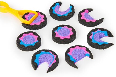 Kinetic Sand, Squish N’ Create Playset with 13.5oz Blue, Yellow & Pink Play Sand, 5 Tools, Sensory Toys for Kids Ages 3 and up in Kuwait