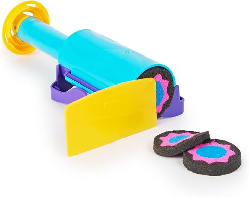Kinetic Sand, Squish N’ Create Playset with 13.5oz Blue, Yellow & Pink Play Sand, 5 Tools, Sensory Toys for Kids Ages 3 and up in Kuwait