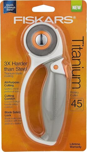 Fiskars 60mm Titanium Blade Loop Cutter Rotter ، SoftGrip للنسيج ، والشعور ، والفينيل والحرف اليدوية in Kuwait