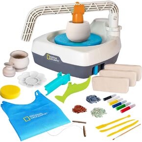 National Geographic Pottery Wheel for Kids-مجموعة كاملة من الفخار للمبتدئين ، محرك المكونات ، 2 رطل. طين جاف ، أدوات الطين النحت ، المئزر والمزيد ، تصميم براءة اختراع ، مجموعة حرفية (Amazon Exclusive)