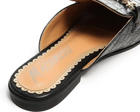 حذاء مفتوح للنساء بمقدمة مستديرة بدون ظهر حذاء مسطح مريح سهل الارتداء مزود بإبزيم معدني in Kuwait