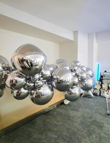 Silver Foil Balloons, 22/18/10 Inch 4D Round Sliver Mylar Balloons, Large Metallic Silver Balloons Different Sizes, Sliver New Years Balloons for New Year Eve Party Supplies 2025 in Kuwait