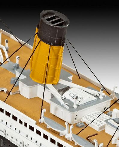 Revell of Germany 05210 RMS Titanic Plastic Model Kit, Brown in Saudi Arabia