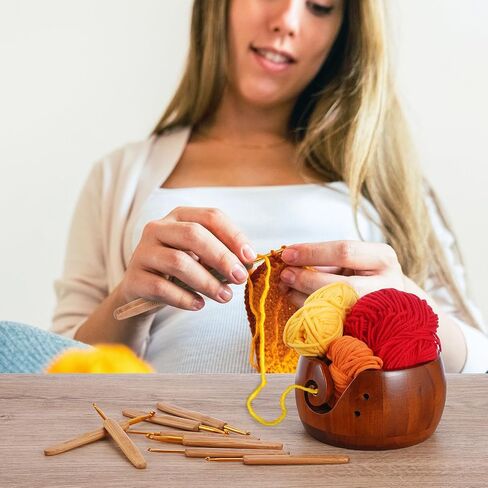 وعاء الغزل الخشبي مع 8pcs السنانير الكروشيه المعدنية ، وعاء الغزل الحياكة مع الثقوب تخزين يدويًا لمنع الانزلاق ، وعاء حامل الغزل المثالي للكروشيه وهدية عيد الأم 5 "× 3" in Kuwait
