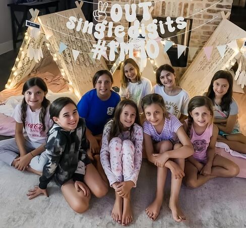 Pre-Strung Out Single Digits I'm 10 Banner - Gold Glitter 10th Birthday Party Decorations Supplies for Boys or Girls, Double Digits 10 Banner, Happy 10th Birthday Banner, Photo Booth Props in Kuwait