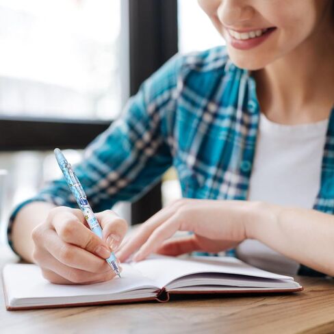 6pcs أقلام قابلة للسحب محو ، حبر زرقاء جاف سريع 0.5 مم مع ممحاة نظيفة ، لوازم المكاتب المدرسية في الكتابة السلسة لأخذ الملاحظات (موضوع رائد الفضاء الأزرق) in Kuwait