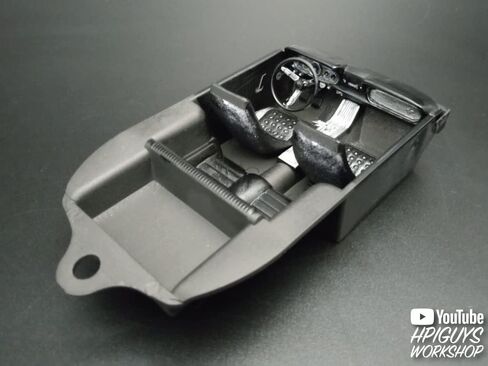 AMT 1966 Ford Mustang Fastback 2+2 1:25 Scale Model Kit in Kuwait