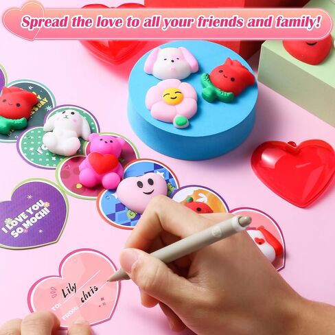 28 Pack Valentines Day Cards for Kids مع Mochi Squishy ، وبطاقات عيد الحب للأطفال Funny Classroom Exchange و Gifts Form in Kuwait