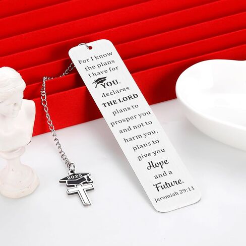 Graduation Gifts for Her Him Class of 2025 Senior 2025 Gifts Bulk High School Middle School Graduation Gifts 8th Grade Graduation Gifts for Boys Girls College Graduation Decoration Medical Nurse in Kuwait