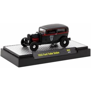 Collectibles M2 Machines Detroit Muscle 1/64 Scale Diecast 32500-92 24-92 1932 V8 Tudor Sedan
