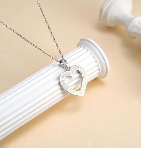 Heart Pendant Necklace for Women - Silver Fashion Jewelry in Saudi Arabia