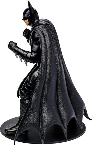 McFarlane Toys - DC Multiverse The Flash Movie - Batman 12" Scale Statue in Saudi Arabia
