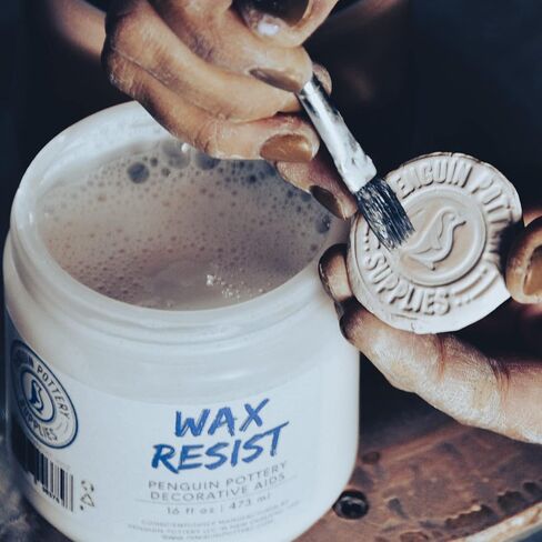 Penguin Pottery Ceramic Wax Resist for Pottery Glaze ، Clay Glaze ، Slip Clay - استخدم شمع الفخار مع اللمعان في فرن الفخار - بديل لمقاومة اللاتكس للفخار (1 بنت | 473 مل) in Kuwait