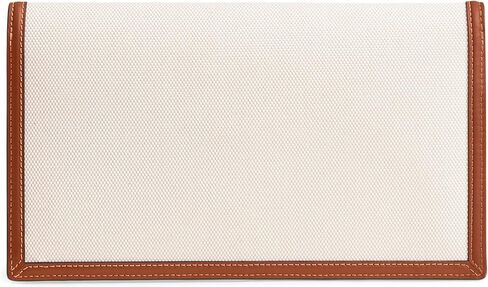 COACH Essential Clutch, B4/Chalk in Kuwait