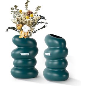 Nordic Style Creative Spiral Plastic Vase, Suitable for Kitchen Dining Room, Living Room Decoration, Bedroom Bedside, Office Table Flower Bud Vase (Dark Ggreen)