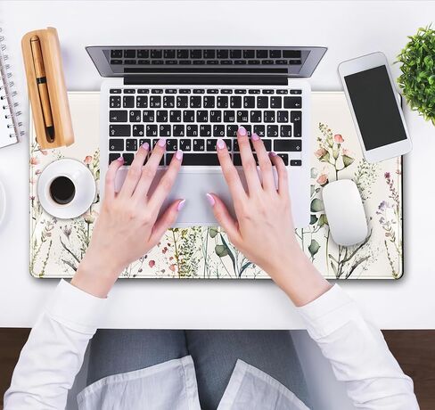 Floral Desk Mat Beige Boho Desk Pad, Large Extend Mouse Pad XXL, Cute Minimalist Flowers Keyboard Mat, Esthetics Desktop Mat Laptop Wireless Mouse Mat for Desk, Gift for Women 31.5"x15.75" in Saudi Arabia