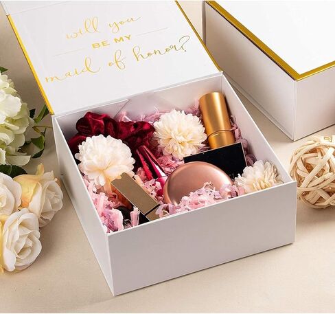 هل ستكون Juvale ستكون صناديق هدايا اقتراح وصيفات الشرف ، ومربعان وصيفان واحد وخادمة الشرف فارغة لعروض الزفاف ، أبيض مع نص رقائق ذهبية ، 8 × 8 × 3.6 بوصة in Kuwait