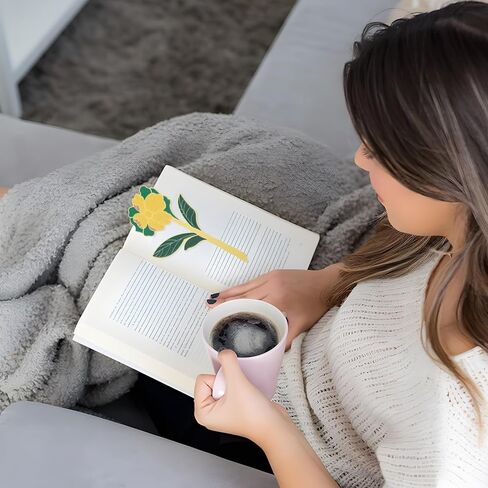 مرجعية زهرة جلدية - مع علامة صفحة جلدية مع شكل أزهار فريدة من نوعها ، هدايا قراءة مثالية لمحبي الكتب والقراء والرجال والنساء ، مرجعية متينة وأنيقة (أ) in Kuwait