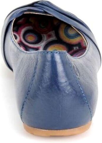 Born Women's, Lilly Flat in Kuwait