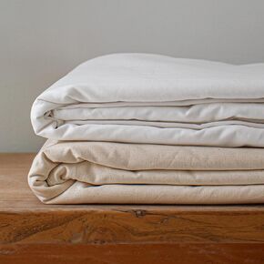 Simple&Opulence 100% Cotton Muslin Fabric 58 Inch Wide by Yard, Natural Unbleached Lightweight Fabric for Sewing, Draping Material, Textile, Apparel Cloth(5 Yards)