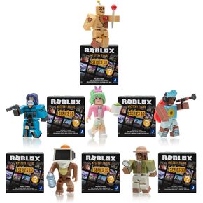 Roblox Celebrity Collection - Series 10 Mystery Figure 6-Pack [Includes 6 Exclusive Virtual Items]