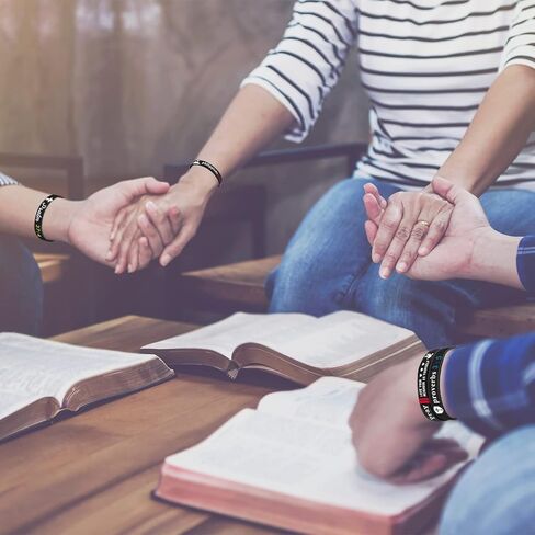 Lewtemi 24 Pcs Christian Bible Keychains Bulk with Scripture and Inspirational Verses Rubber Wristbands Bracelets for Gifts in Kuwait