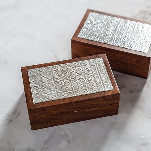 صفائح الألمنيوم Cricut ، 10 سم × 10 سم (4 "× 4") (4 CT) ، 4 بوصات × 4 بوصات ، فضية in Kuwait