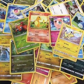 Pokemon - 50 Card Lot + Ultra Rare Pokemon V Card - Mixed Bundle/Random Selection