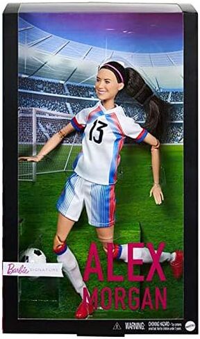 Barbie Signature - Alex Morgan - طبعة محدودة دمية قابلة للتطبيق بالكامل in Saudi Arabia