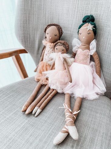 Mon Ami Adele Small White Angel Stuffed Doll - 15 "، دمية رائعة ومحبوبة ، استخدم كصديقة للألعاب أو ديكور الغرفة ، هدية رائعة للأطفال من جميع الأعمار in Saudi Arabia