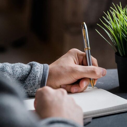 Cross Townsend Medalible Pen Rollerball Pen ، 23 قيراط مطلي بالذهب ، يشمل صندوق هدايا فاخرة in Kuwait