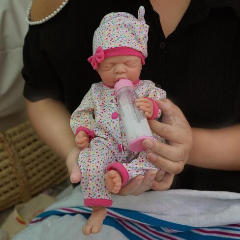 12" Reborn Baby Dolls, Full Silicone Baby Dolls, Realistic Soft Silicone Newborn Baby Doll, Real Full Body Silicone Reborn Baby Dolls with Feeding Accessories（Girl） in Kuwait